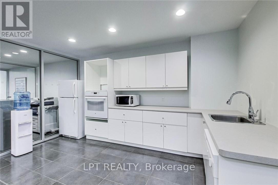 59 Collier Street, Barrie, ON