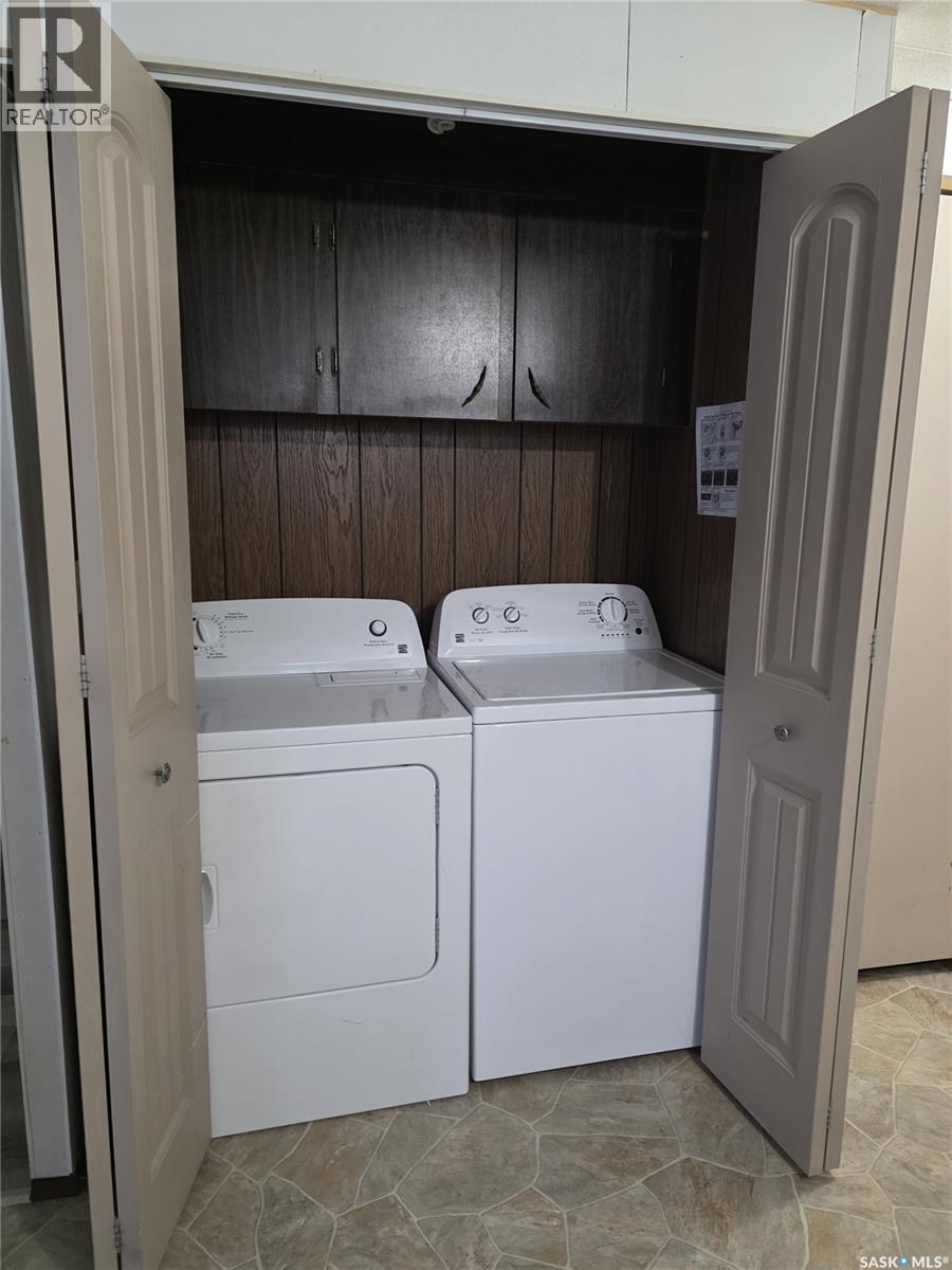 302 1St Avenue N, Beechy, SK