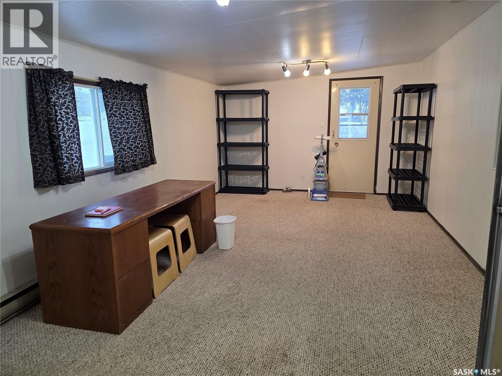 302 1St Avenue N, Beechy, SK