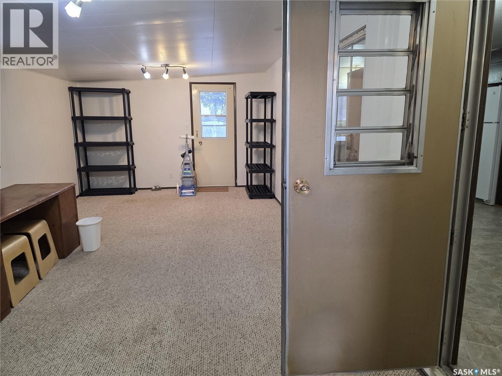 302 1St Avenue N, Beechy, SK