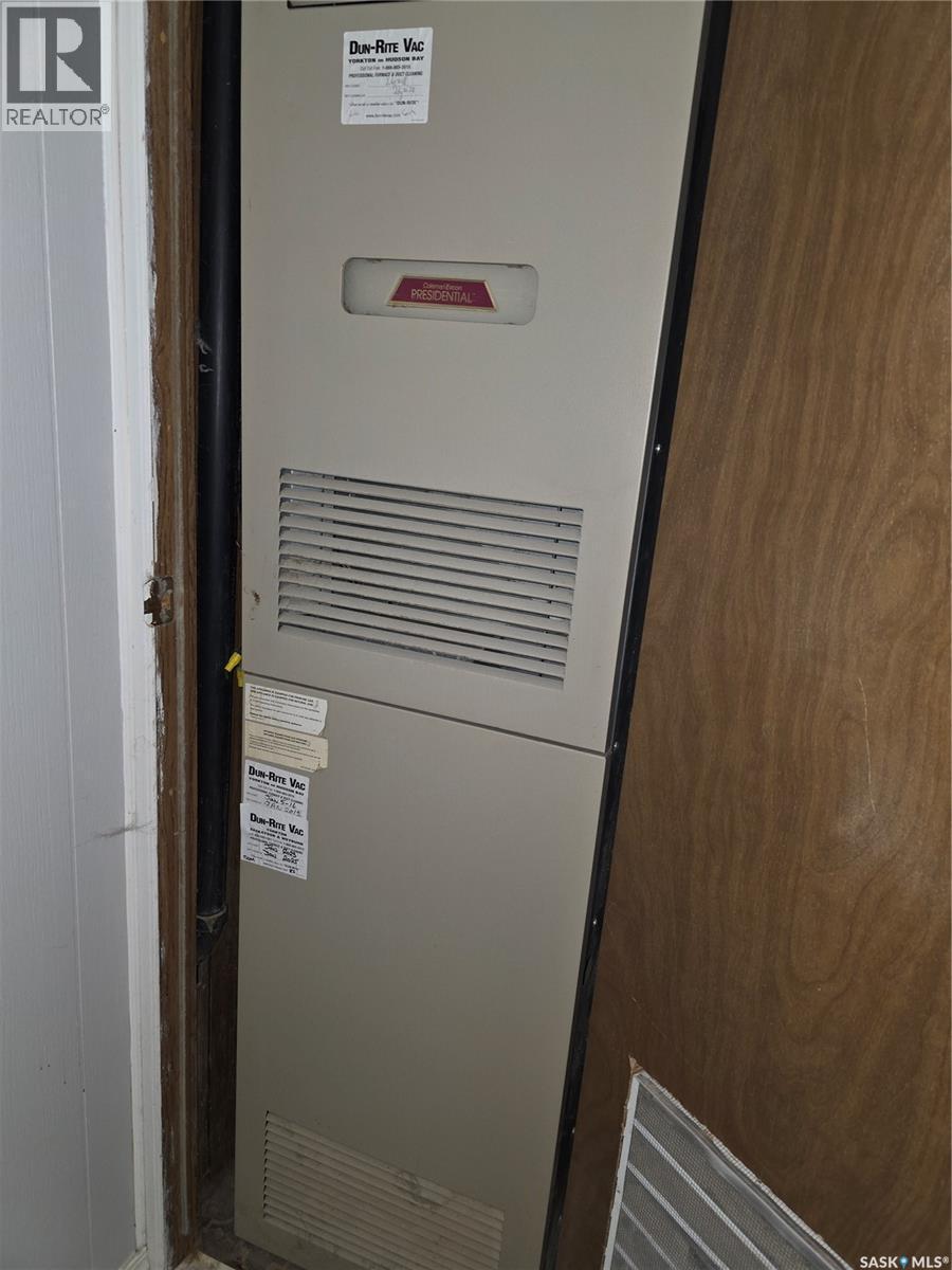 302 1St Avenue N, Beechy, SK