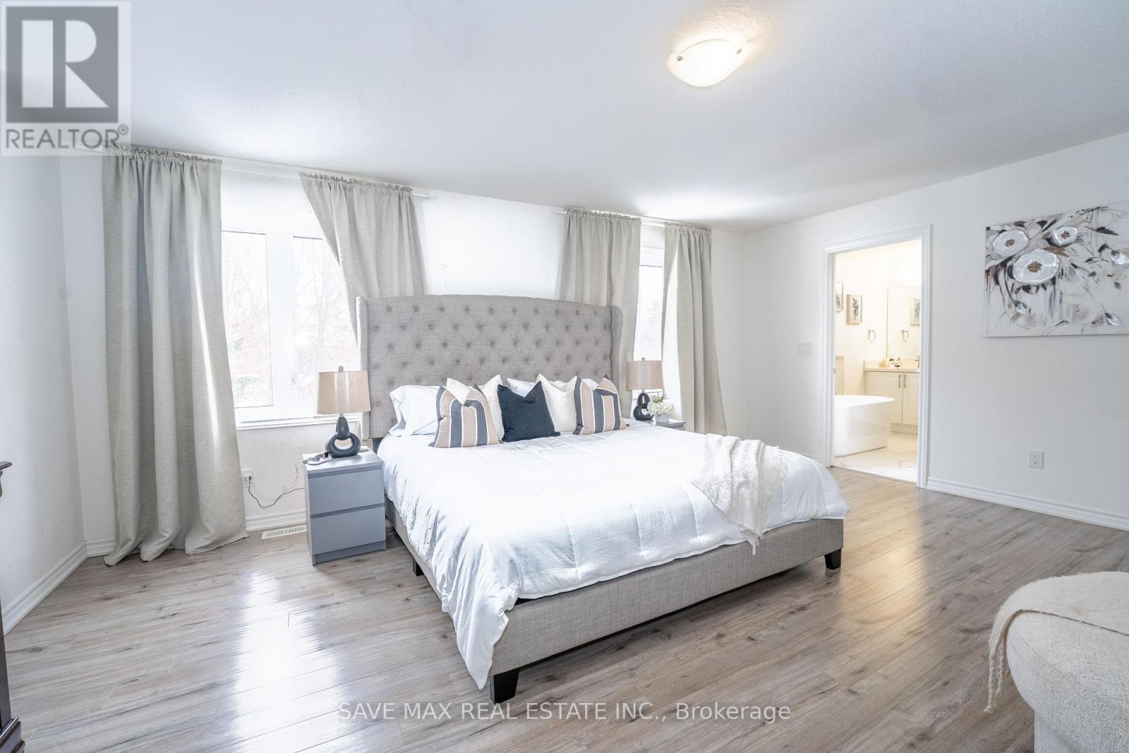 11 Peterson Street, Blandford-Blenheim, ON - Indoor Photo Showing Bedroom