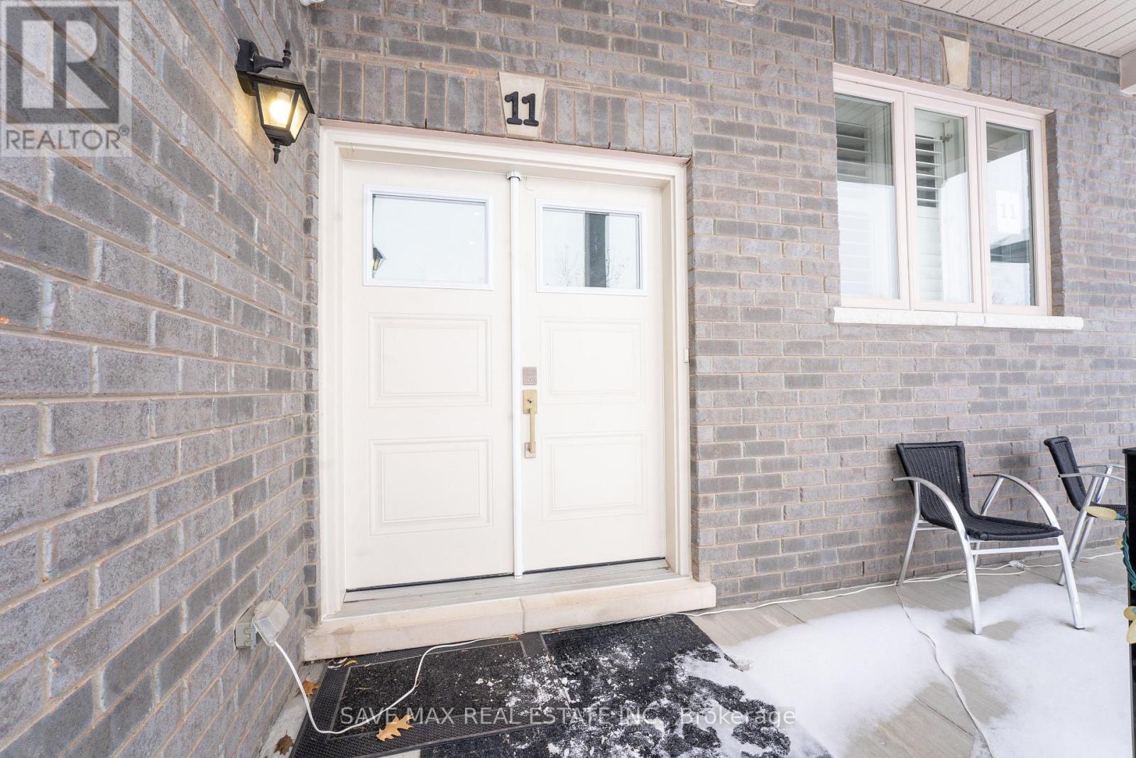 11 Peterson Street, Blandford-Blenheim, ON - Outdoor With Exterior