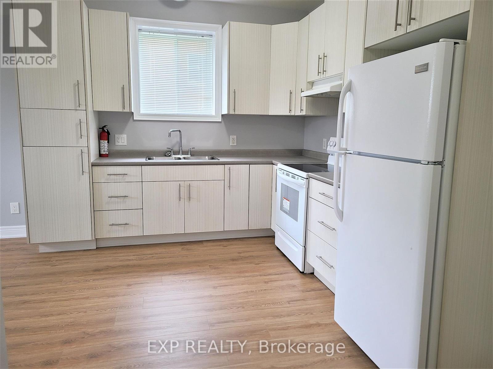 Lower - 11 Donald Avenue, Welland, ON - Indoor Photo Showing Kitchen With Double Sink