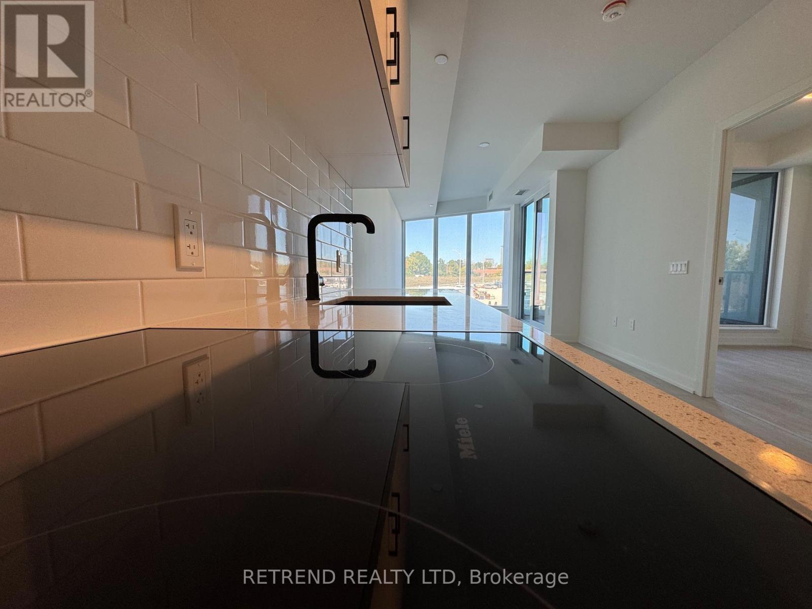 218 - 1 Kyle Lowry Road, Toronto, ON - Indoor Photo Showing Other Room