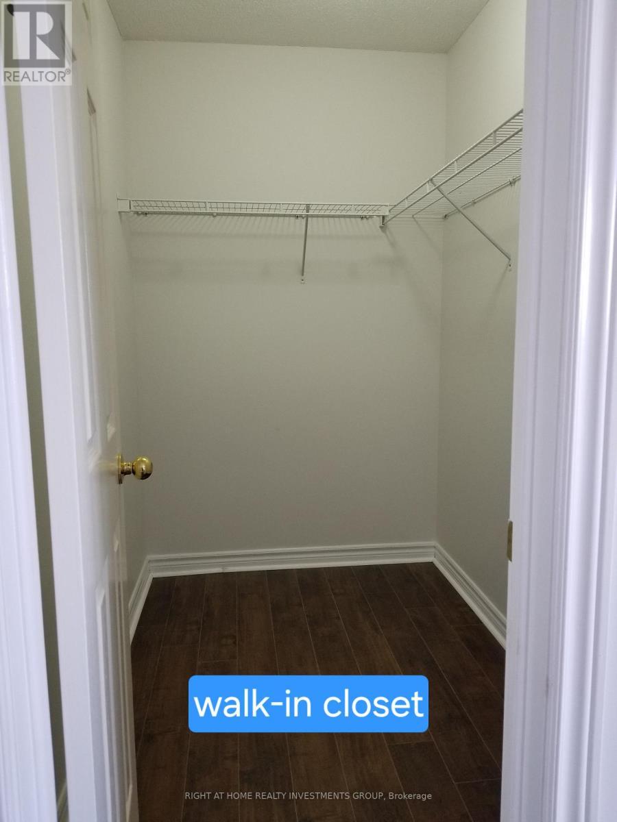Walk-in closet - Upper Unit - 38 Lang Drive, Barrie, ON - Indoor With Storage
