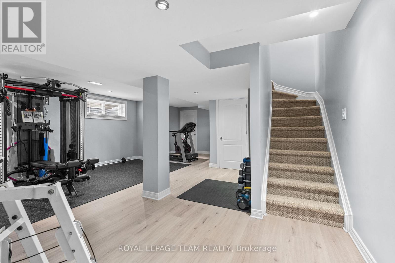 801 Bowercrest Crescent, Ottawa, ON - Indoor Photo Showing Gym Room