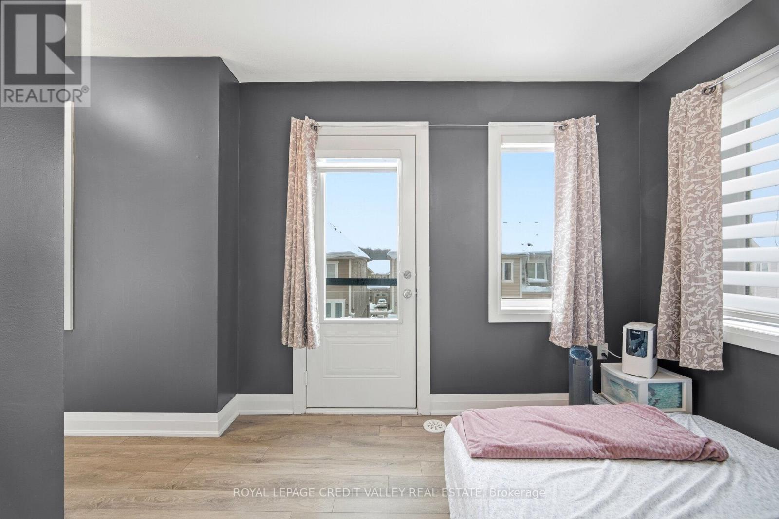 565 Goldenrod Lane, Kitchener, ON - Indoor Photo Showing Bedroom