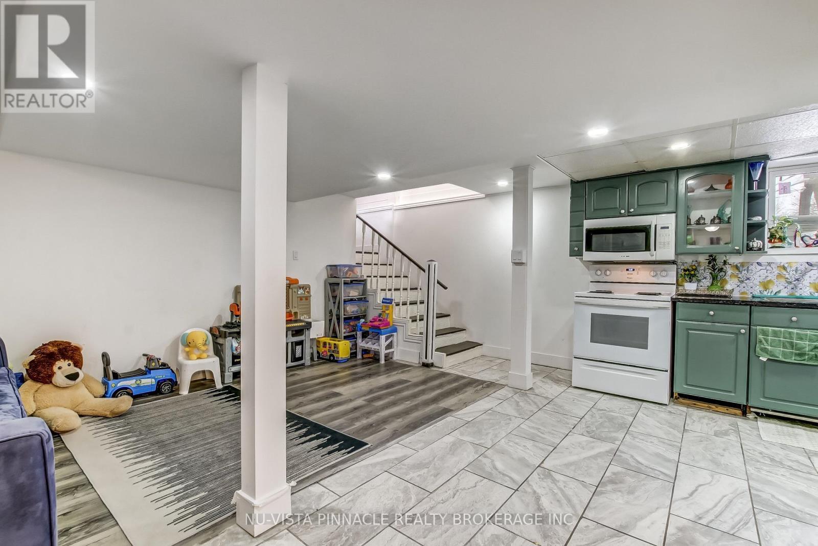 59 Thorncrest Crescent, London South (South D), ON - Indoor