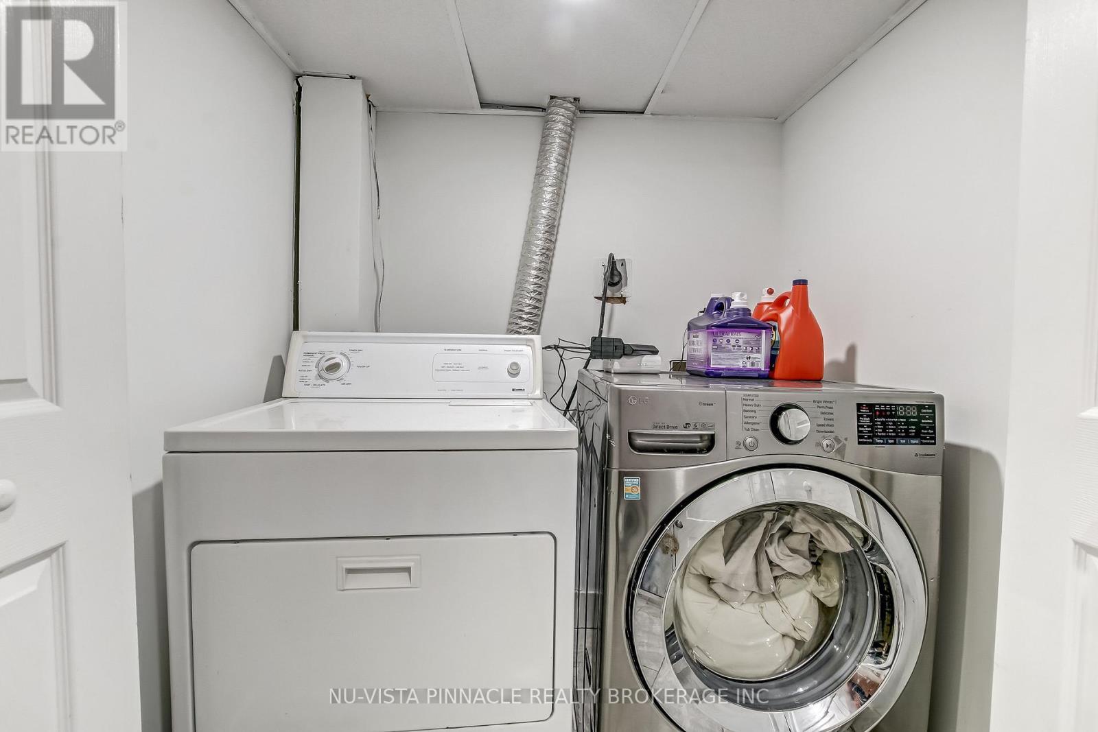 59 Thorncrest Crescent, London South (South D), ON - Indoor Photo Showing Laundry Room