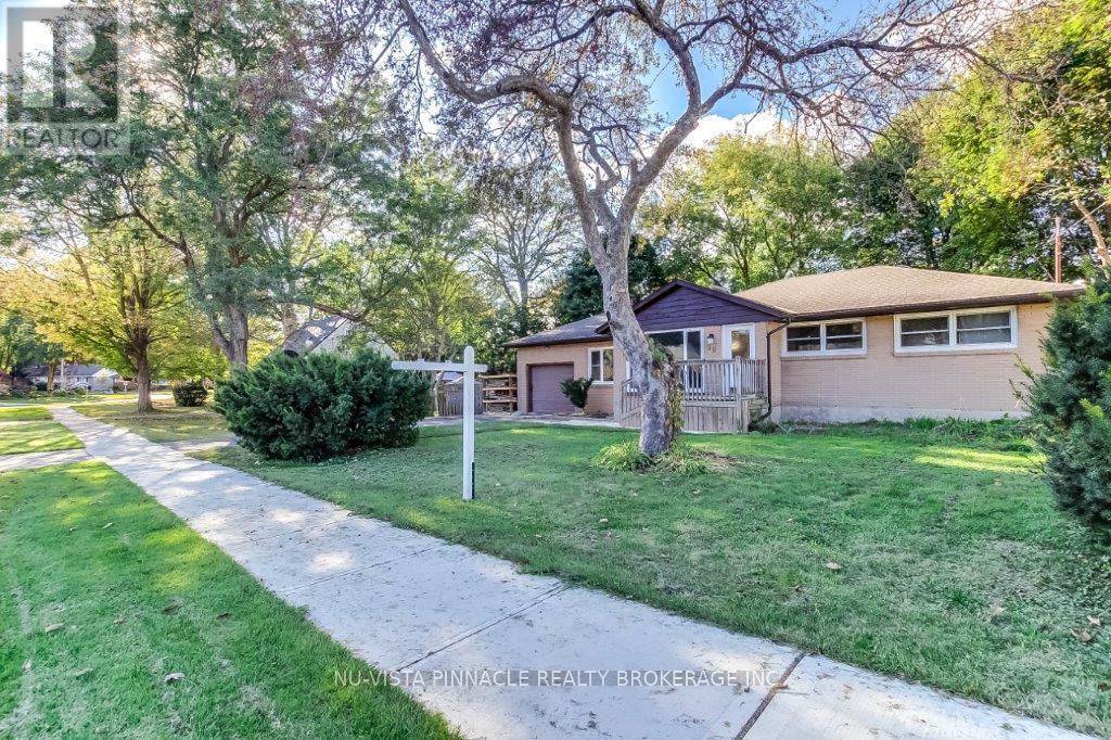 59 Thorncrest Crescent, London South (South D), ON - Outdoor