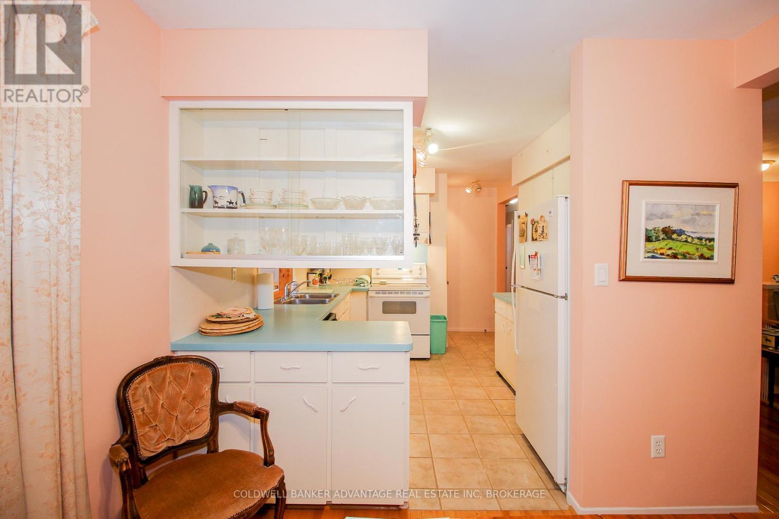 8 Bigelow Crescent, Pelham (Fonthill), ON - Indoor Photo Showing Other Room