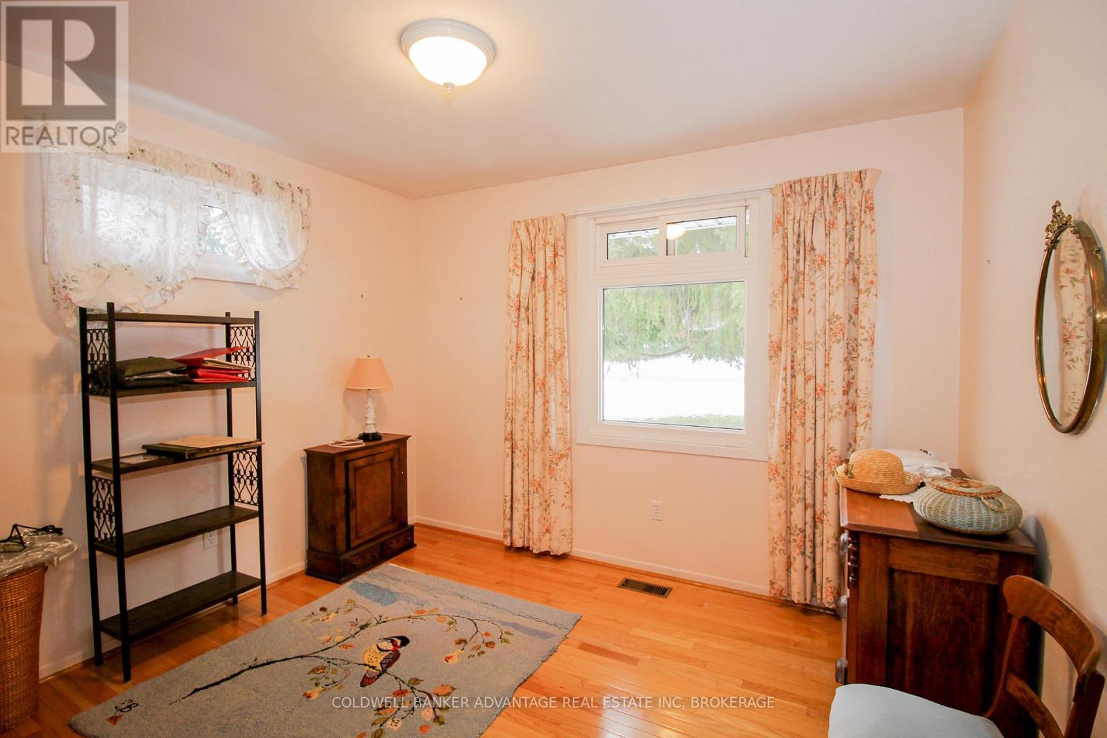 8 Bigelow Crescent, Pelham (Fonthill), ON - Indoor Photo Showing Other Room