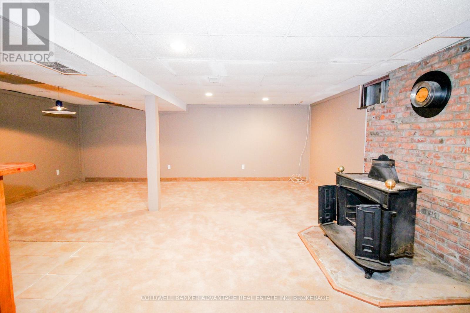 8 Bigelow Crescent, Pelham (Fonthill), ON - Indoor Photo Showing Other Room