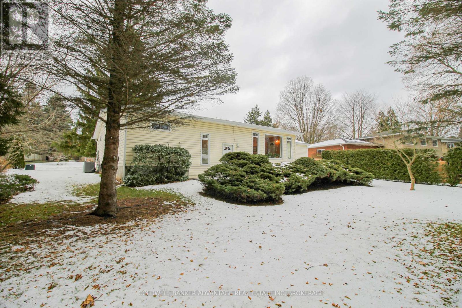 8 Bigelow Crescent, Pelham (Fonthill), ON - Outdoor