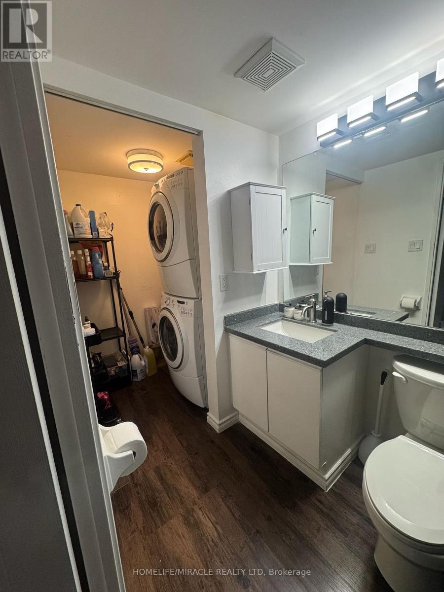 332 - 8351 Mclaughlin Road, Brampton, ON - Indoor Photo Showing Laundry Room