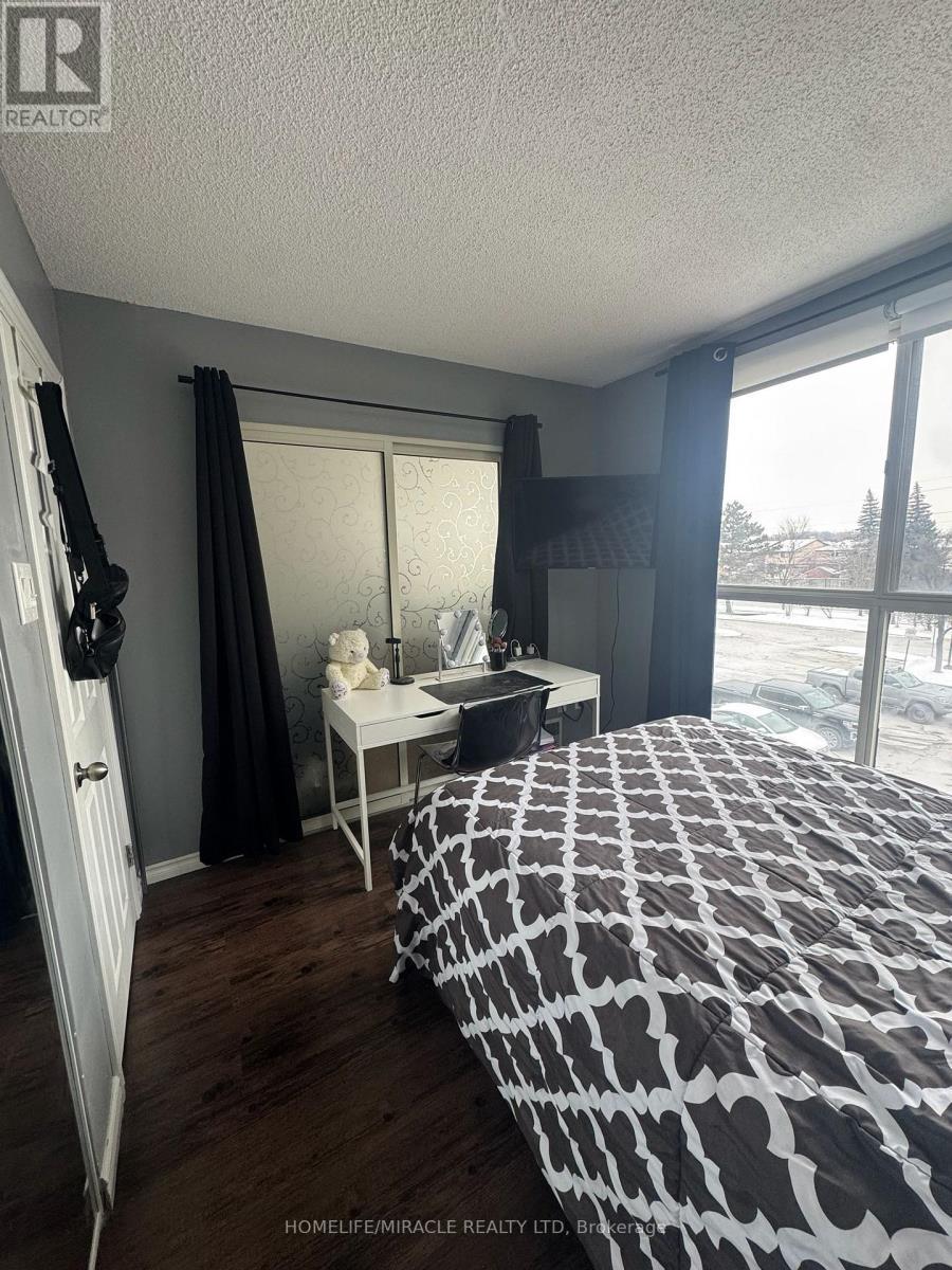 332 - 8351 Mclaughlin Road, Brampton, ON - Indoor Photo Showing Bedroom