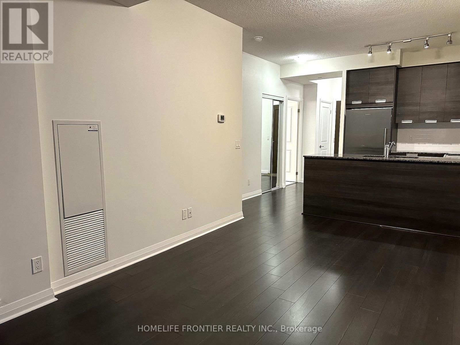 1106 - 55 Eglinton Avenue W, Mississauga, ON - Indoor Photo Showing Other Room