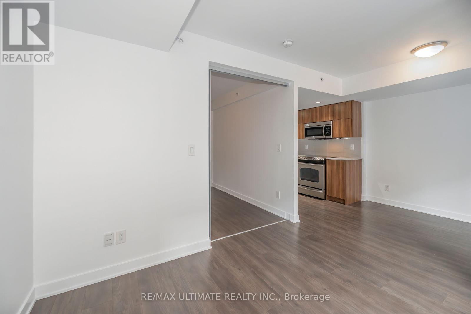 204 - 32 Camden Street, Toronto, ON - Indoor Photo Showing Kitchen