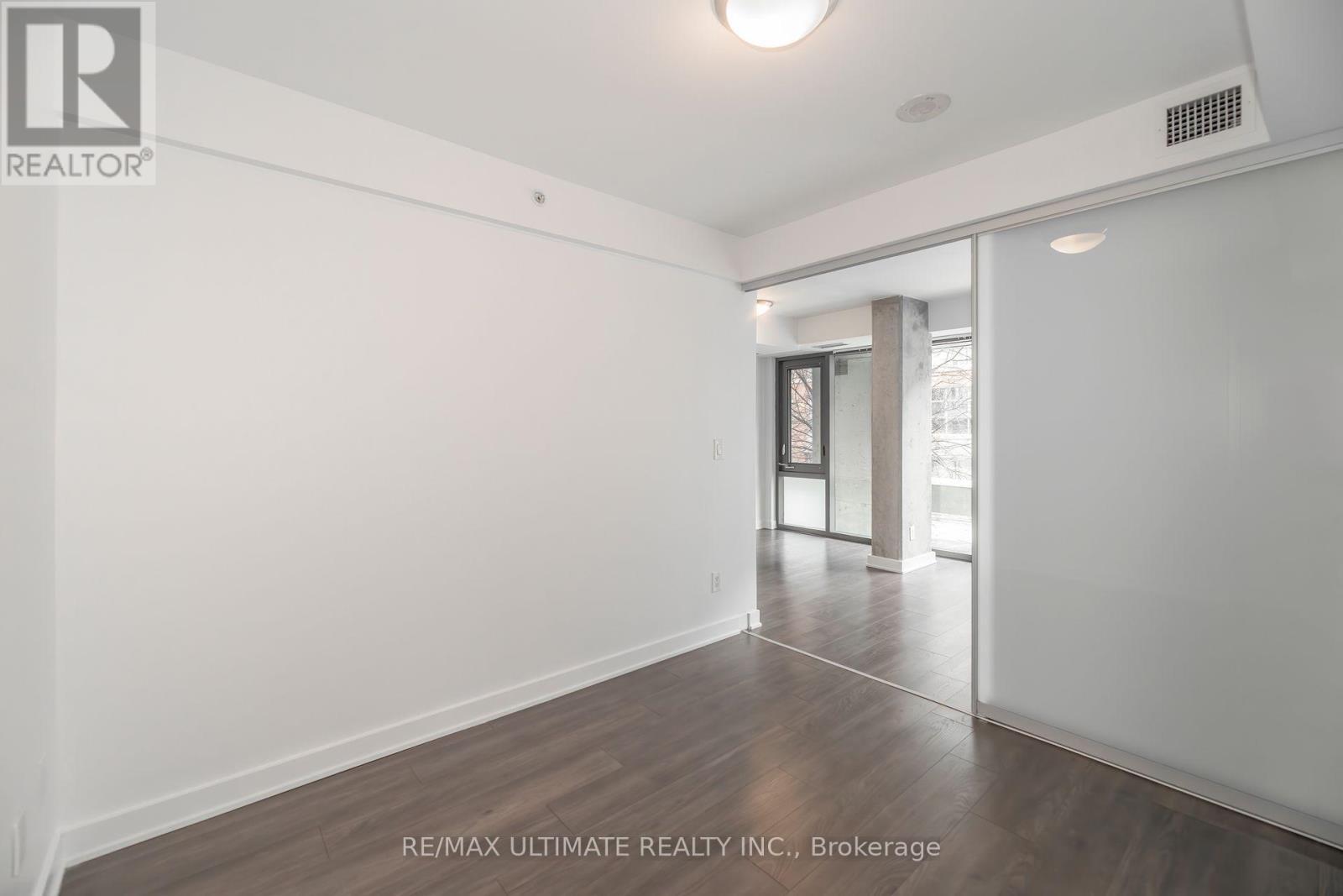 204 - 32 Camden Street, Toronto, ON - Indoor Photo Showing Other Room