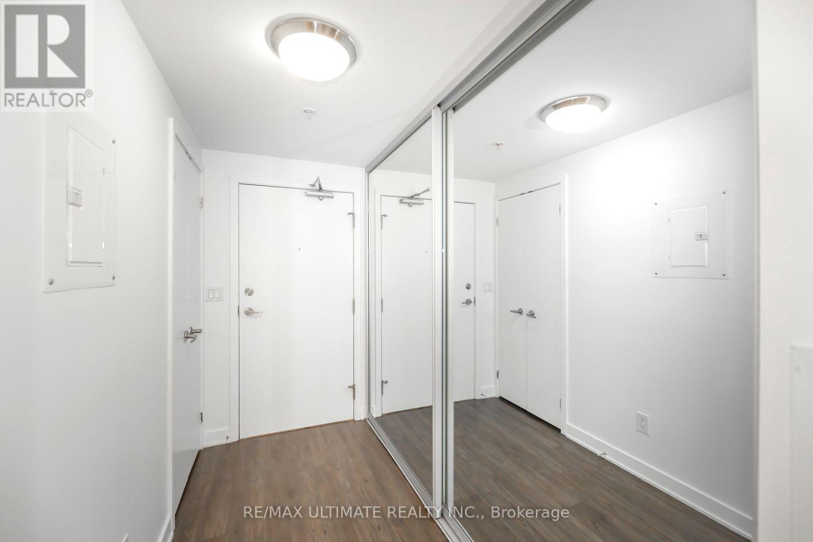 204 - 32 Camden Street, Toronto, ON - Indoor Photo Showing Other Room