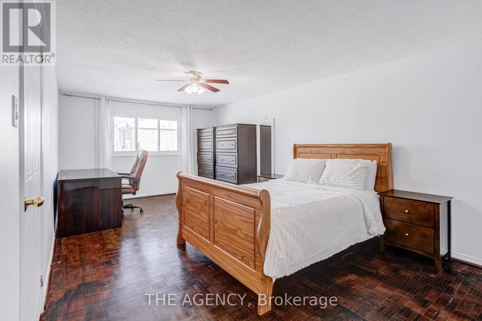 142 Greenbrae Circuit, Toronto, ON - Indoor Photo Showing Bedroom