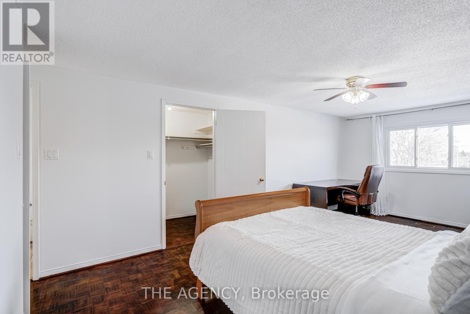 142 Greenbrae Circuit, Toronto, ON - Indoor Photo Showing Bedroom