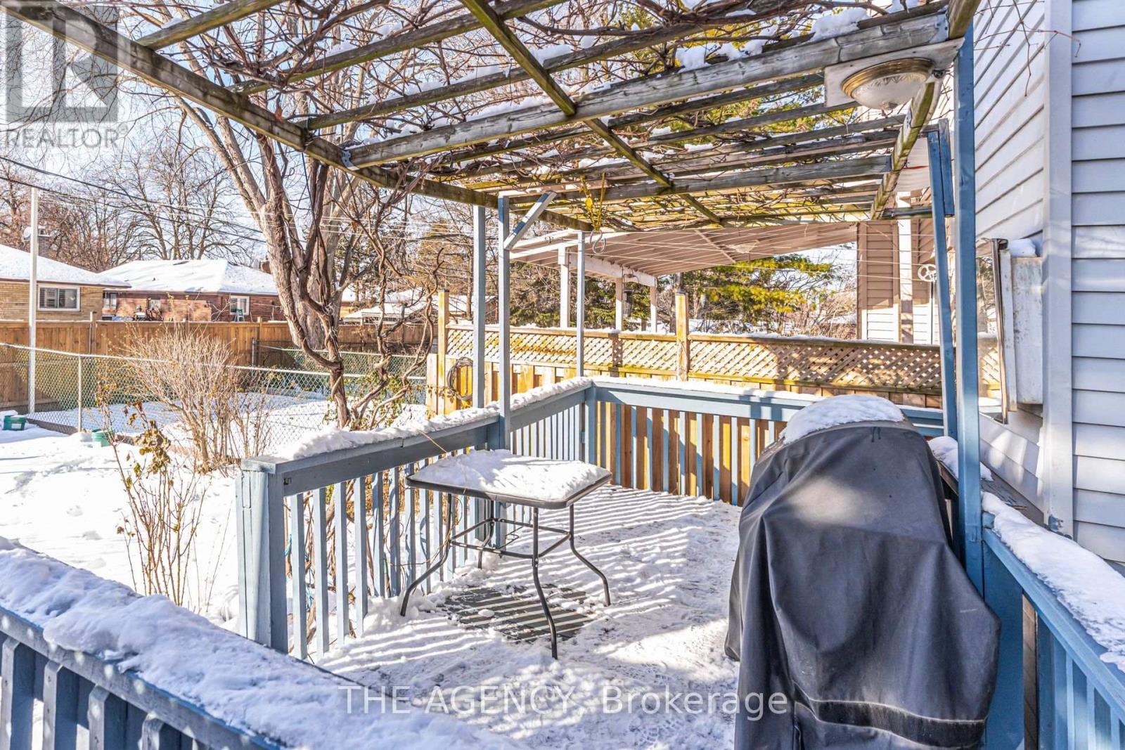 142 Greenbrae Circuit, Toronto, ON - Outdoor With Exterior