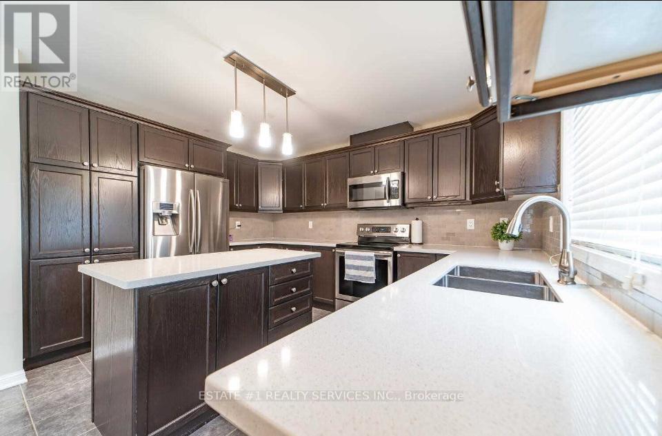 20 Mercedes Road, Brampton, ON - Indoor Photo Showing Kitchen With Stainless Steel Kitchen With Double Sink With Upgraded Kitchen