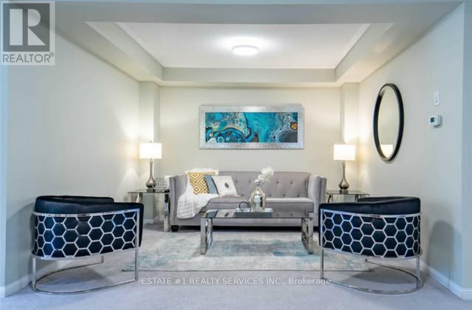 20 Mercedes Road, Brampton, ON - Indoor Photo Showing Living Room