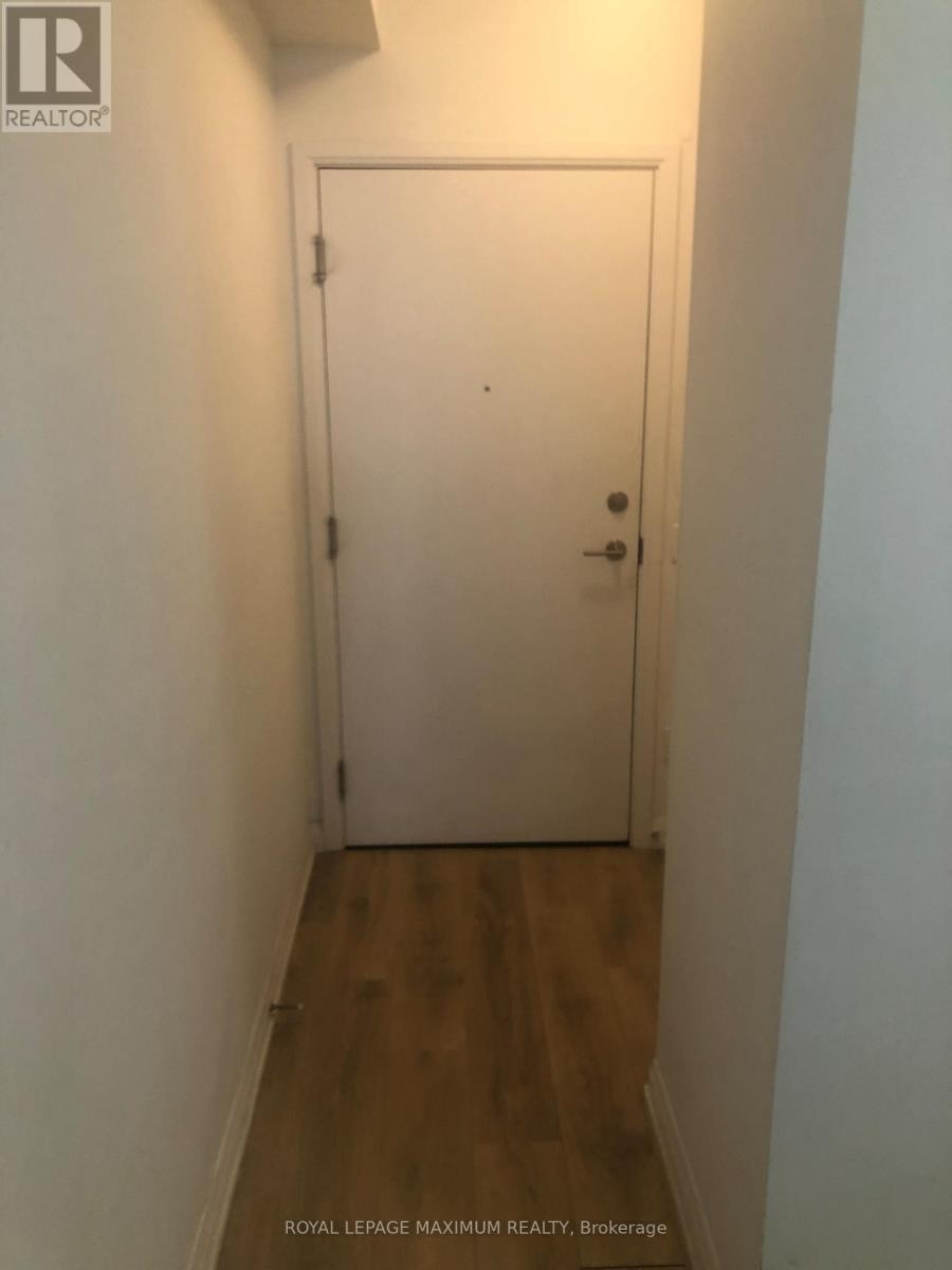 3212 - 7895 Jane Street, Vaughan, ON - Indoor Photo Showing Other Room