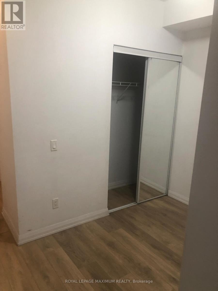3212 - 7895 Jane Street, Vaughan, ON - Indoor Photo Showing Other Room