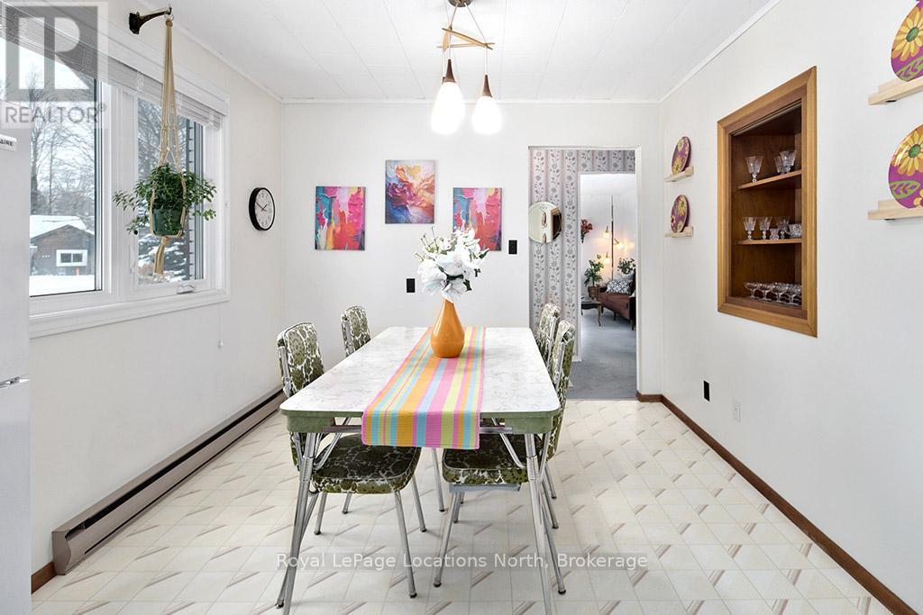 138 Montgomery Street, Meaford, ON - Indoor Photo Showing Dining Room