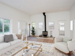 690 Shawnigan Lake Rd Shawnigan Lake, BC V0R 2W0