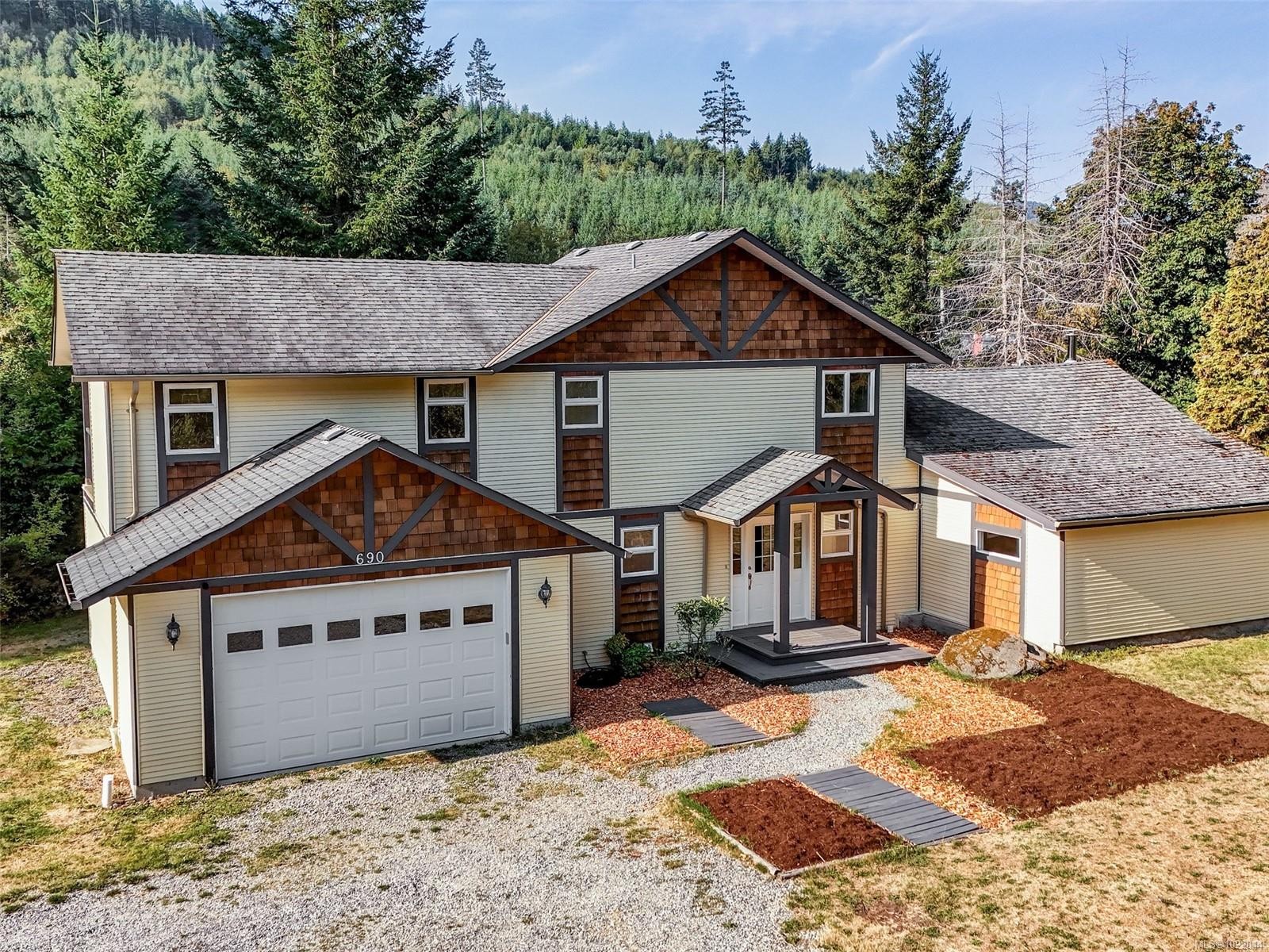 690 Shawnigan Lake Rd, Shawnigan Lake, BC