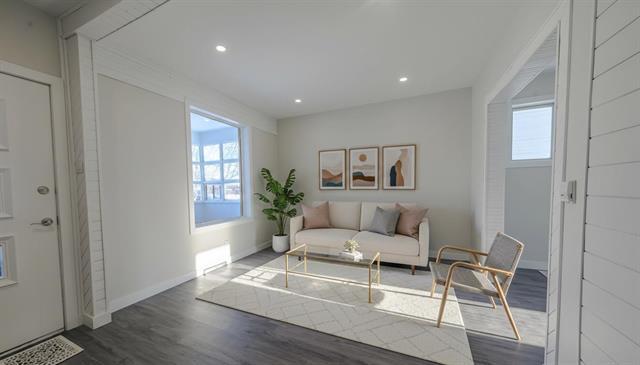 298 Inkster Blvd, Winnipeg, MB