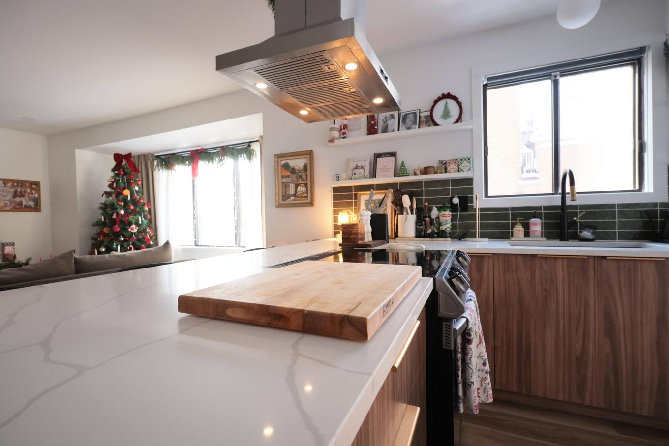 Kitchen - 283 Rue D'Orléans, Saint-Lambert, QC - Indoor