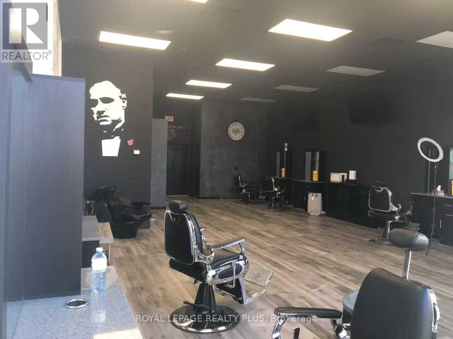 21 - 3075 Ridgeway Drive, Mississauga, ON