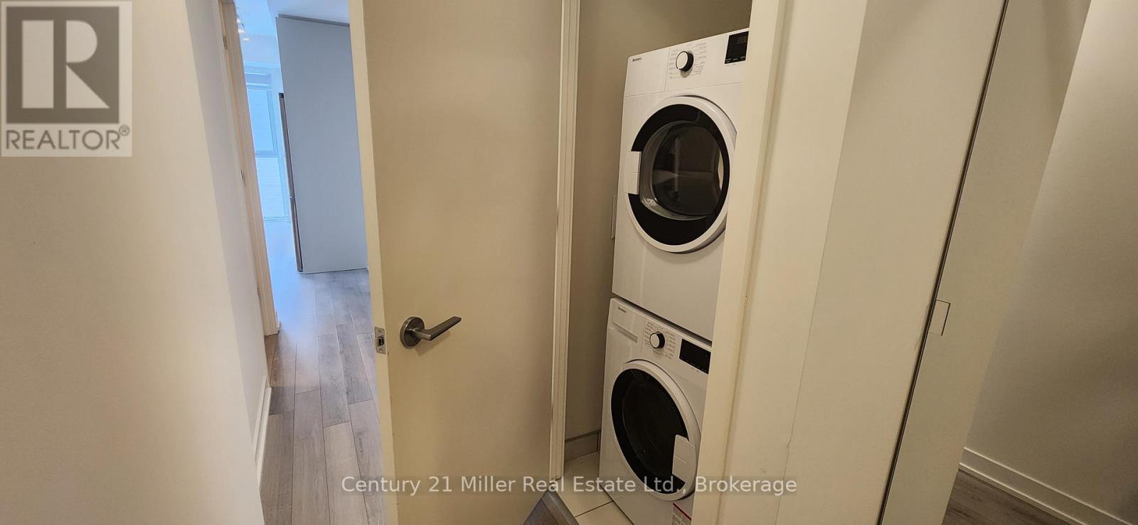 Laundry - 909 - 3079 Trafalgar Road, Oakville (Jm Joshua Meadows), ON - Indoor Photo Showing Laundry Room