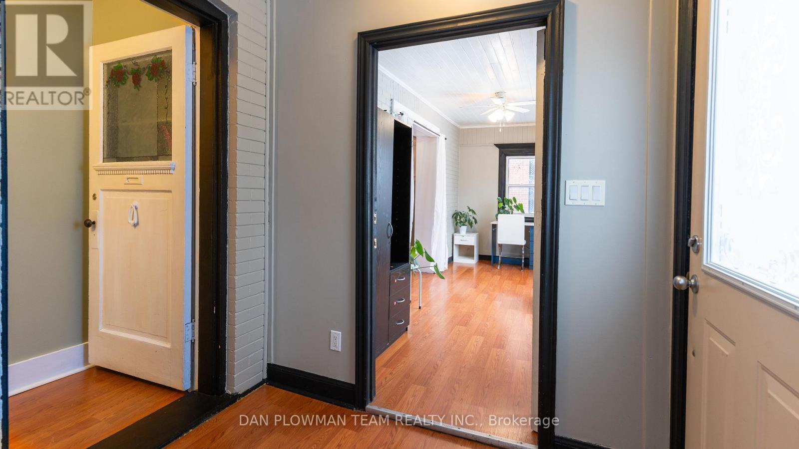 62 Park Road S, Oshawa, ON - Indoor Photo Showing Other Room