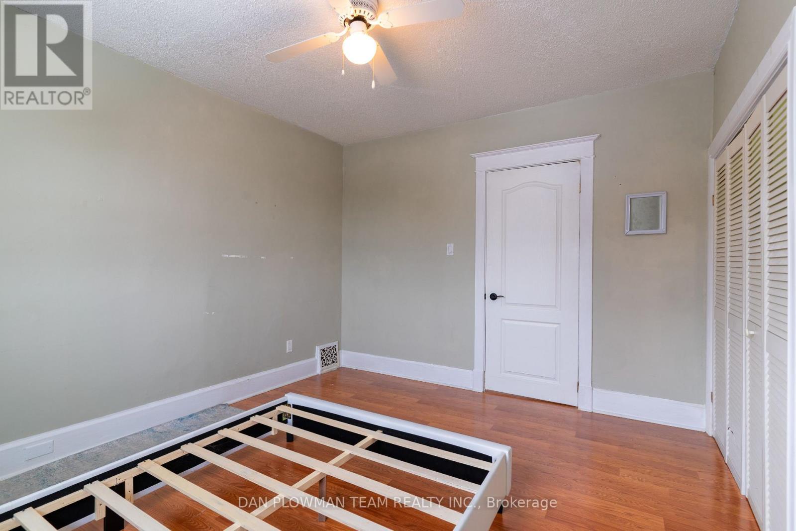 62 Park Road S, Oshawa, ON - Indoor Photo Showing Other Room