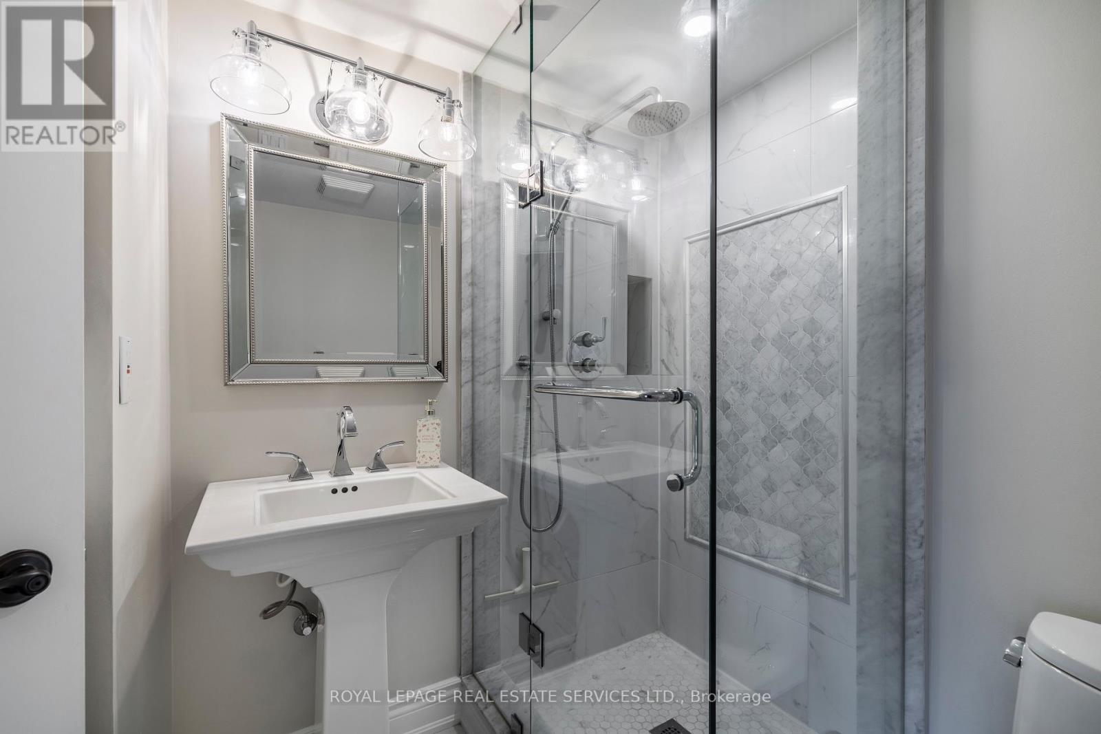 309 - 1 Palace Pier Court, Toronto, ON - Indoor Photo Showing Bathroom