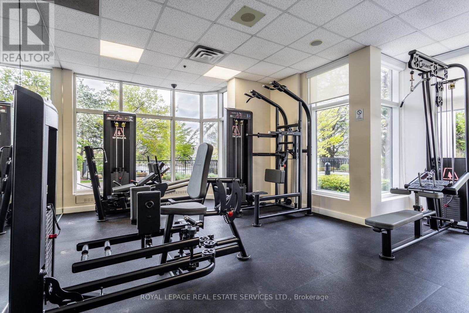 309 - 1 Palace Pier Court, Toronto, ON - Indoor Photo Showing Gym Room