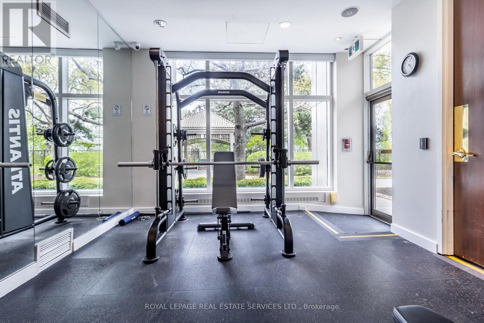 309 - 1 Palace Pier Court, Toronto, ON - Indoor Photo Showing Gym Room