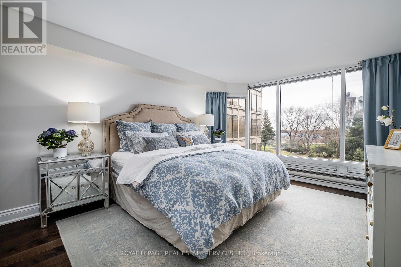 309 - 1 Palace Pier Court, Toronto, ON - Indoor Photo Showing Bedroom