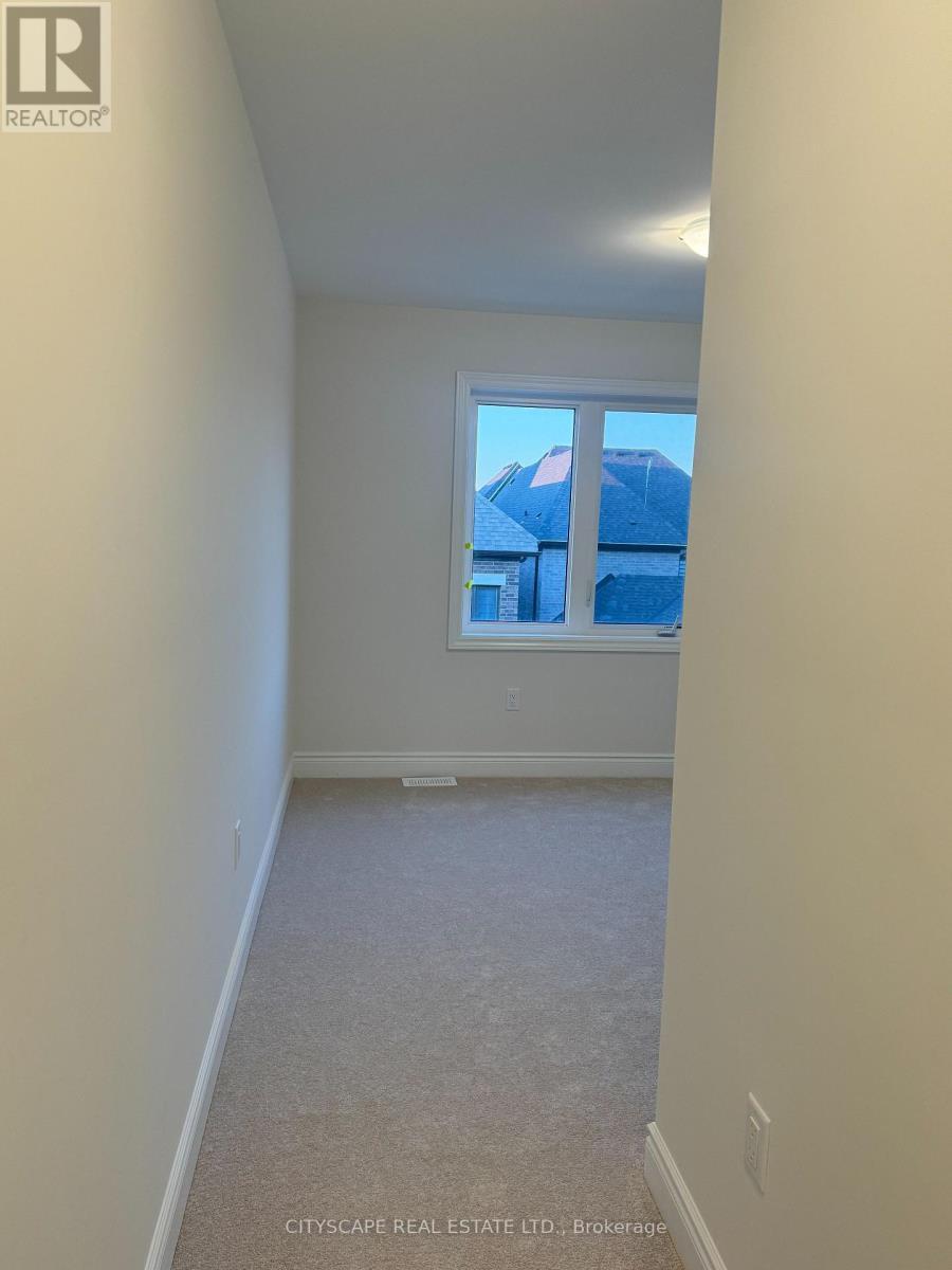 3259 Sixth Line, Oakville, ON - Indoor Photo Showing Other Room