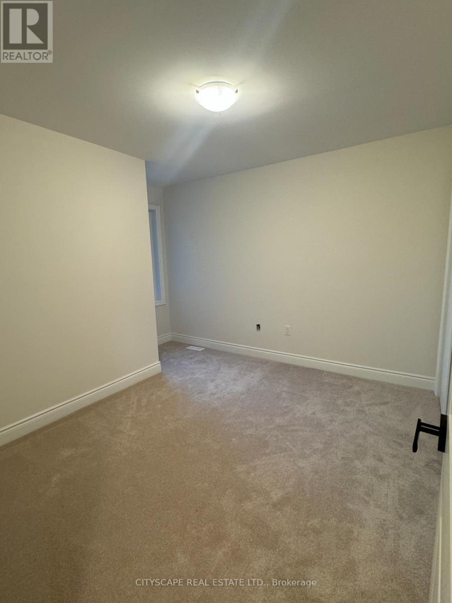 3259 Sixth Line, Oakville, ON - Indoor Photo Showing Other Room