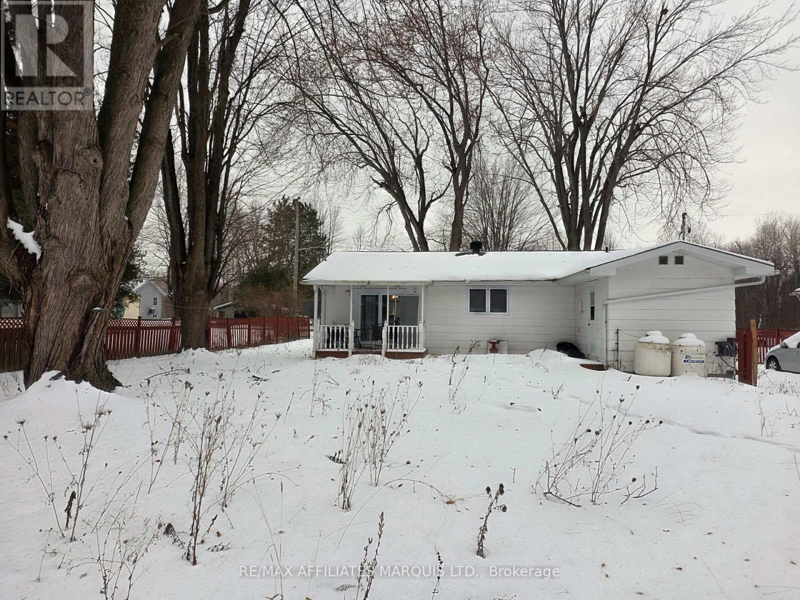 3233 Richmond Drive, Cornwall, ON - Outdoor