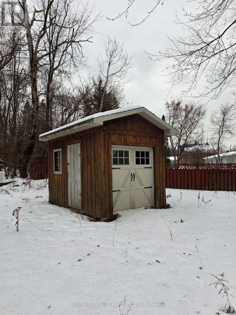 Wooden garden shed - 3233 Richmond Drive, Cornwall, ON - Outdoor
