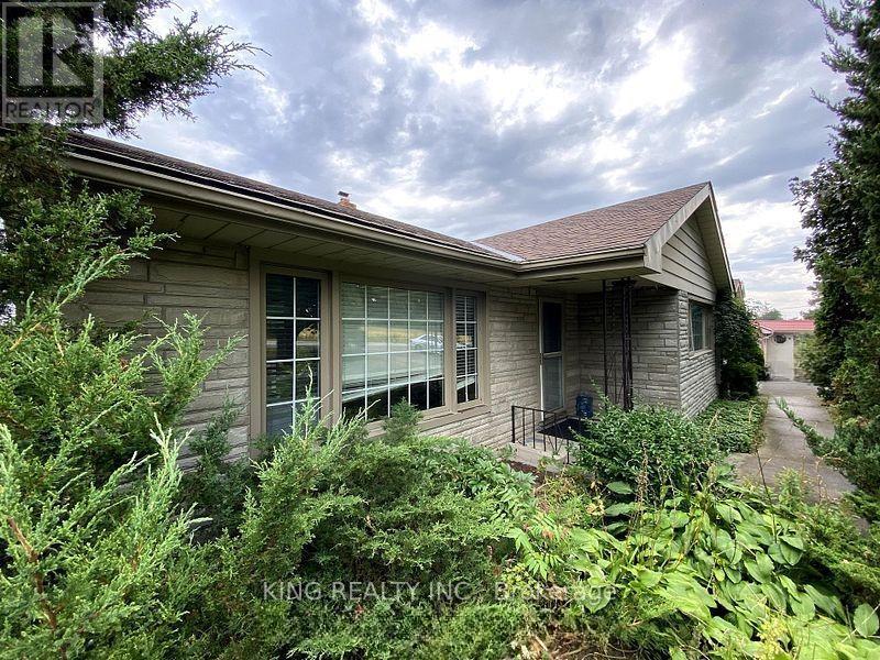 16605 Jane Street, King, ON - Outdoor